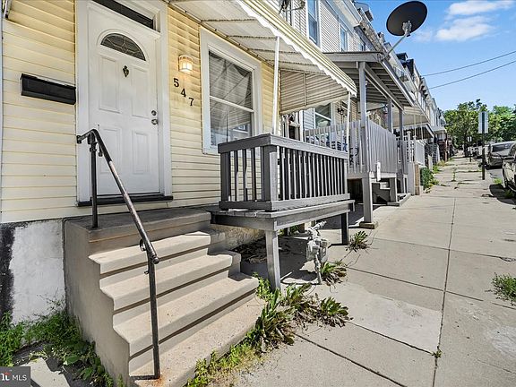 5th image of 547 S 10th St
