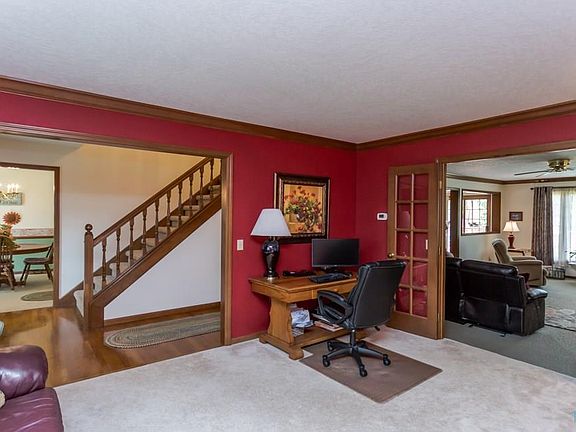 4th image of 26836 Dogwood Ln