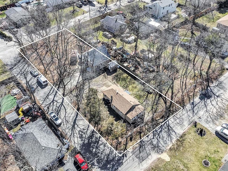 1st image of 27 Dana Avenue