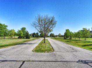 5760 Stefanie Way, Caledonia, WI 53108