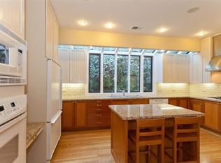 130 Summit Ave, Mill Valley, CA 94941