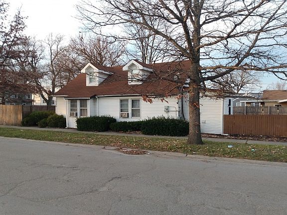 2nd image of 10049 S Marion Ave