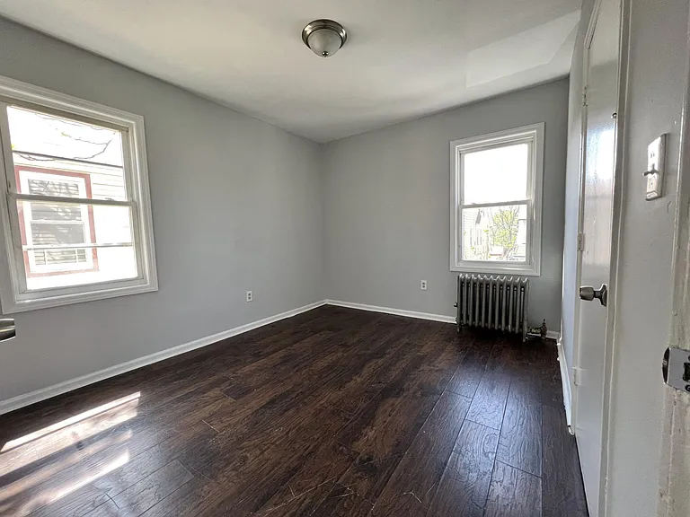 229 Alexander St #2 — Photo 14