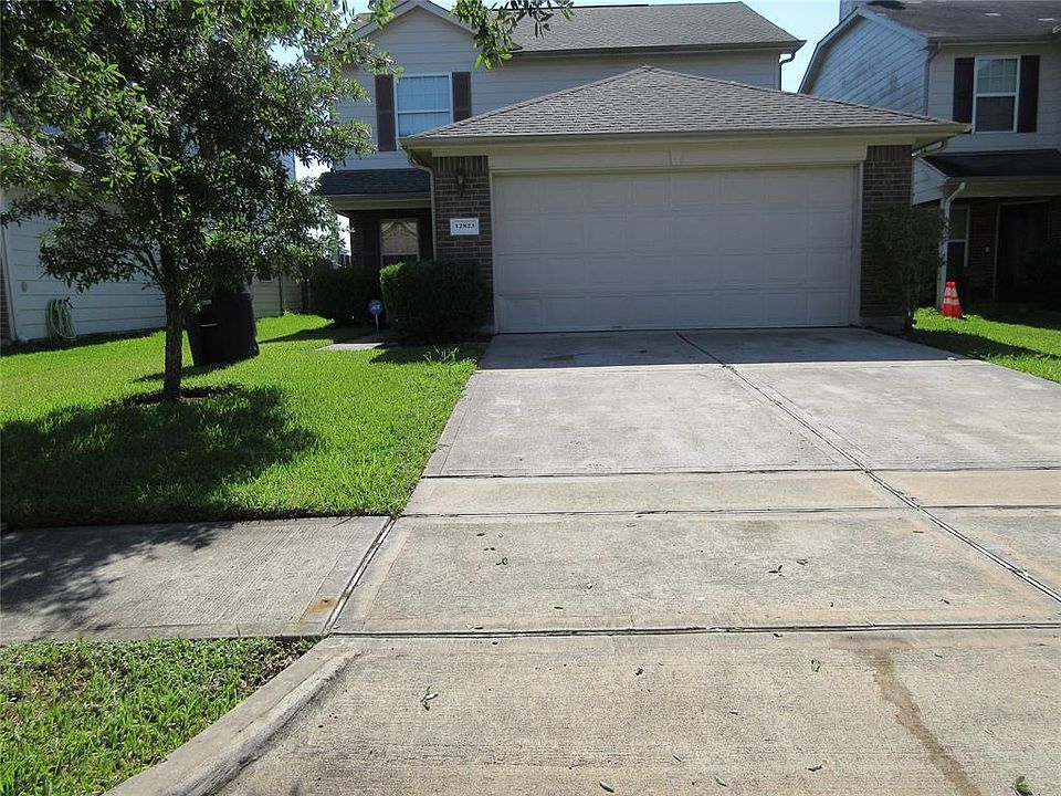 1st image of 12823 Regal Oaks Bend Ln