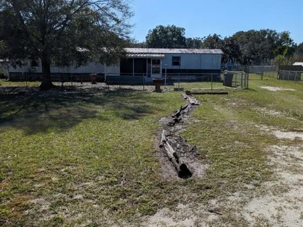 4388 Upper Meadow Rd, Mulberry, FL 33860