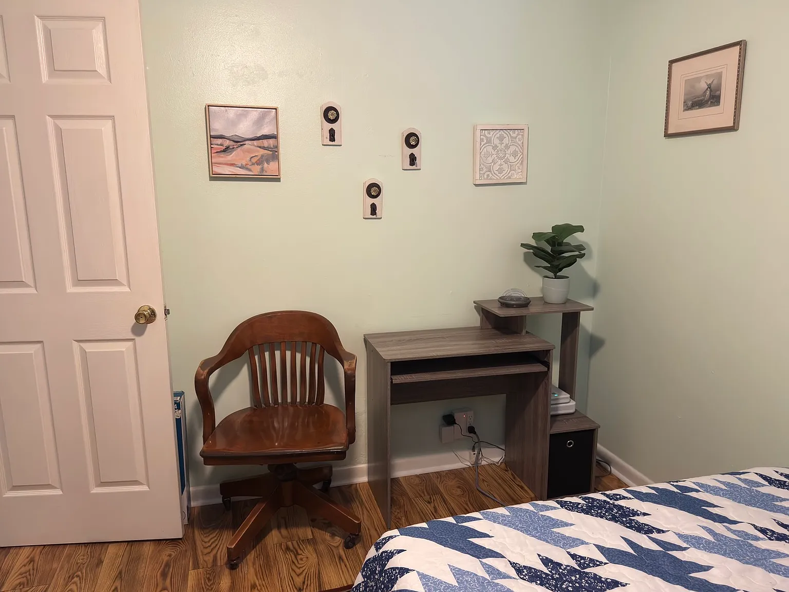 2 bed, 715 sqft, $2,100 — Photo 4