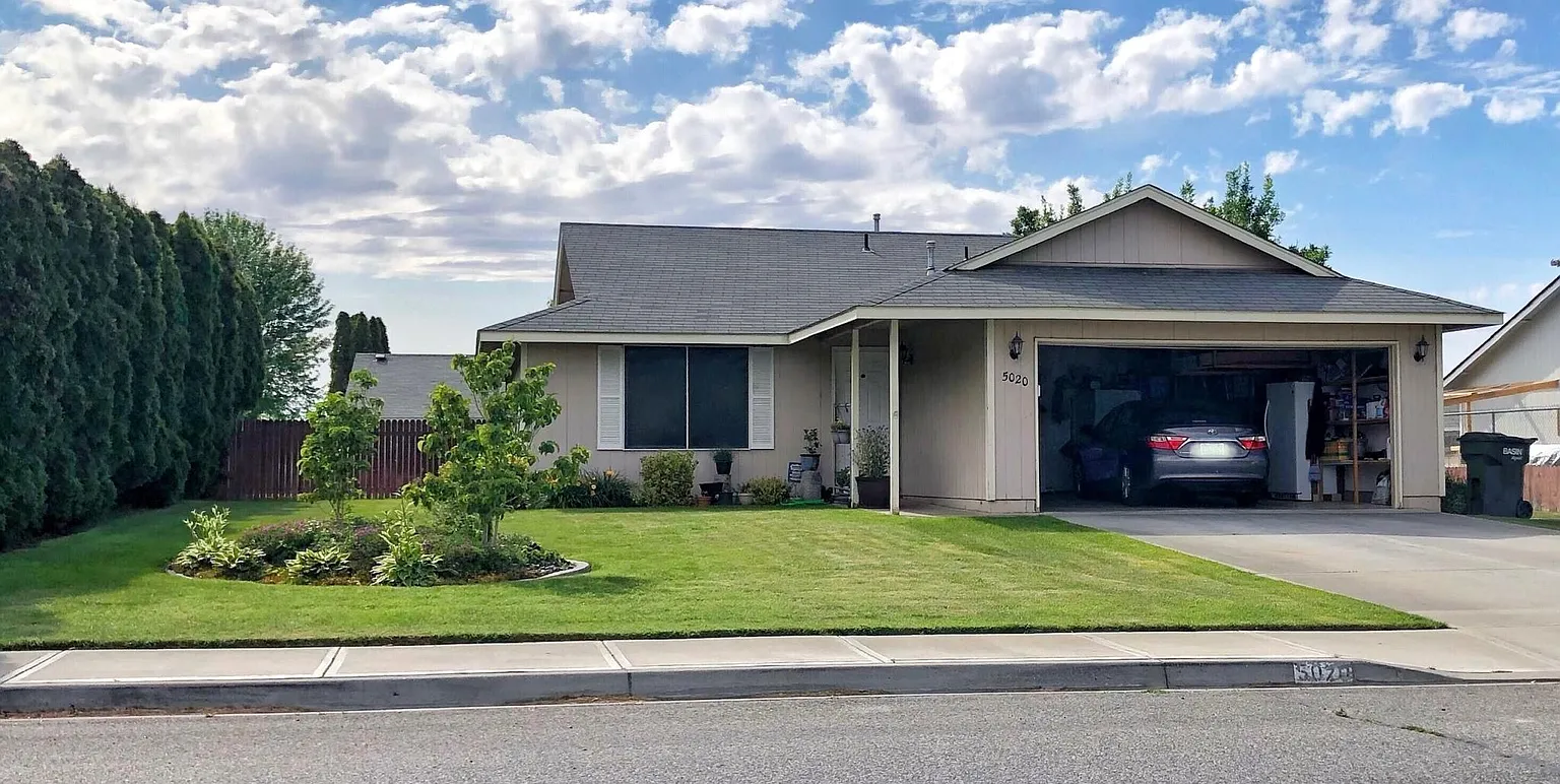 5020 Robert Wayne Dr photo 1