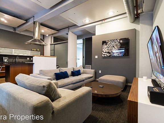 5th image of 1216 Chestnut St #6445940