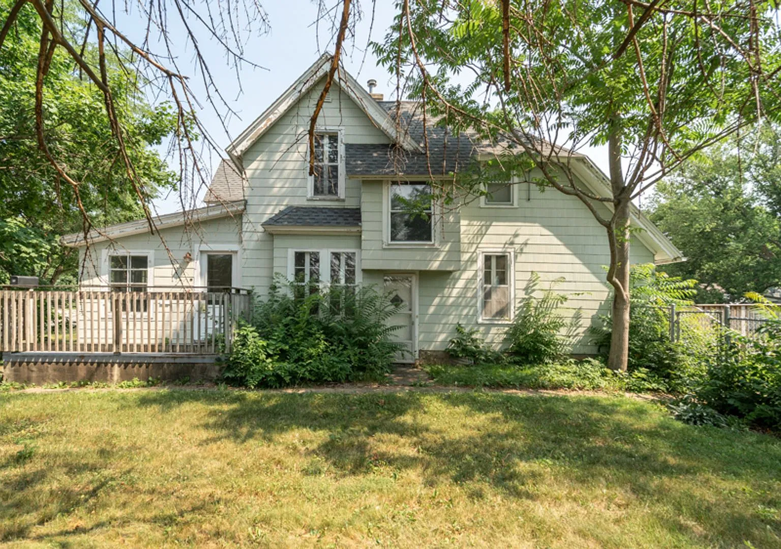 1322 Walnut St - Cedar Falsl — Photo 1