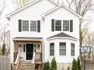 48 Clisby Ave, Dedham, MA 02026