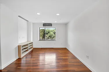 2360 Amsterdam Avenue, #2E