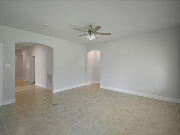 3rd image of 3808 Pennington Ave