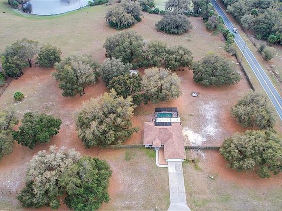 3rd image of 31 Woodfield Cir