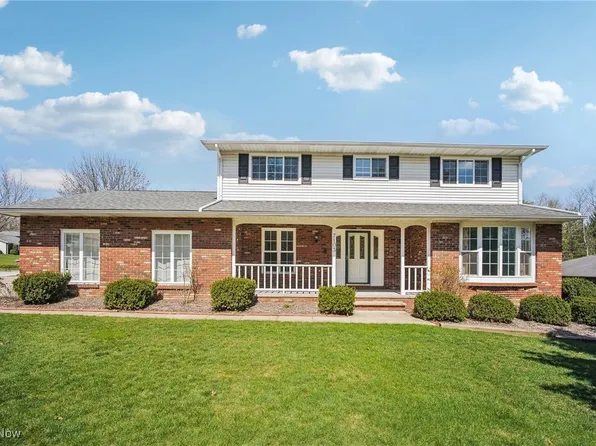 7103 Ashlawn Dr, Brecksville, OH 44141