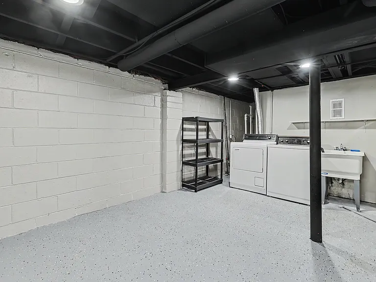 505 Minerva Ave — Photo 15