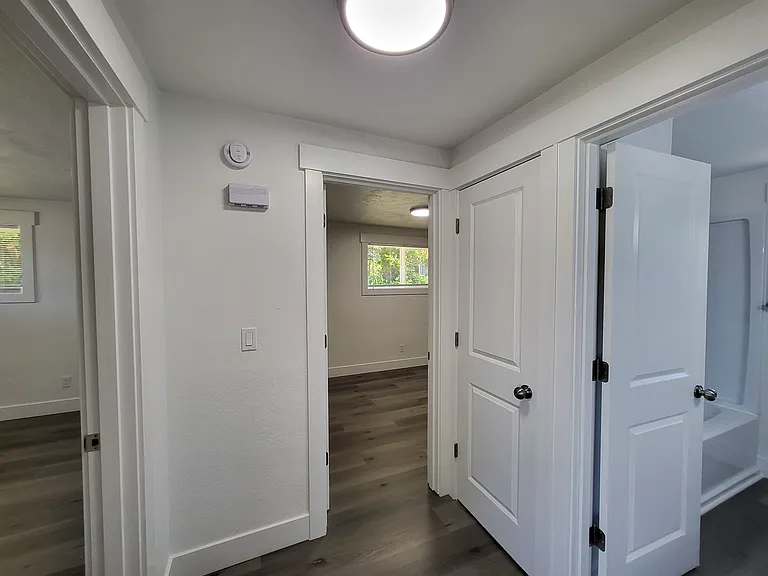 666 Hawthorne Ave NE #666 — Photo 8