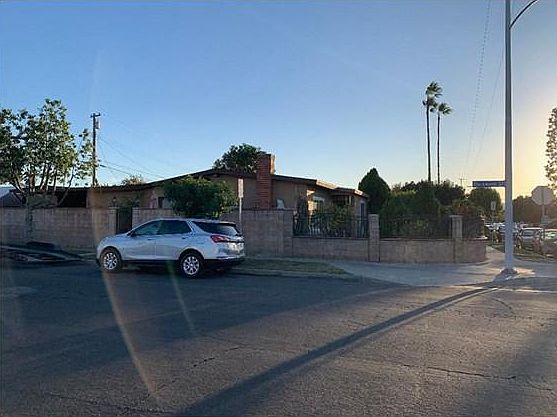 3rd image of 942 Glenshaw Dr