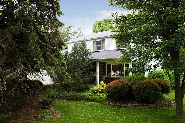 1st image of 8614 Meadowton Ct NW