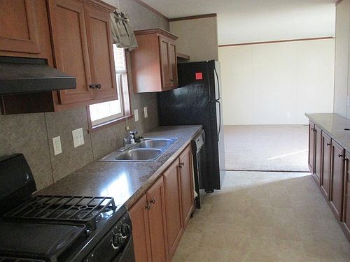 2nd image of 37851 Rosedale Dr