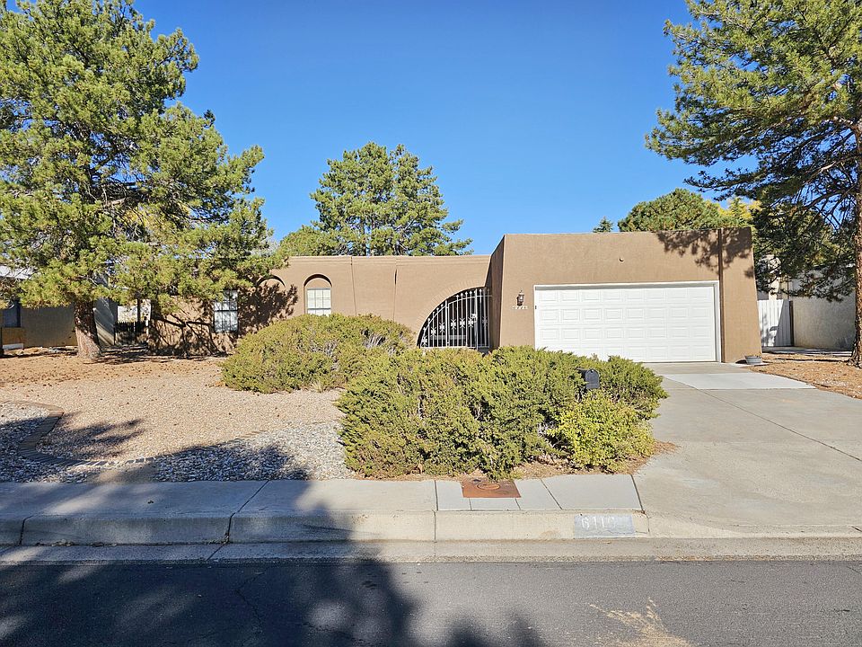 1st image of 6116 Torreon Dr NE