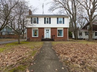 1730 Dover Rd, Kalamazoo, MI 49008