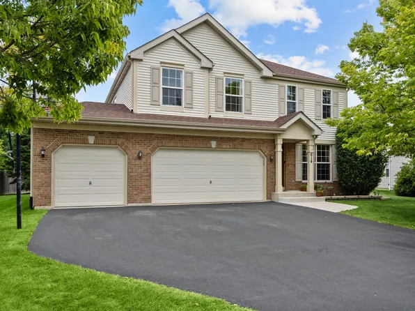 614 Wingpointe Dr, Aurora, IL 60506