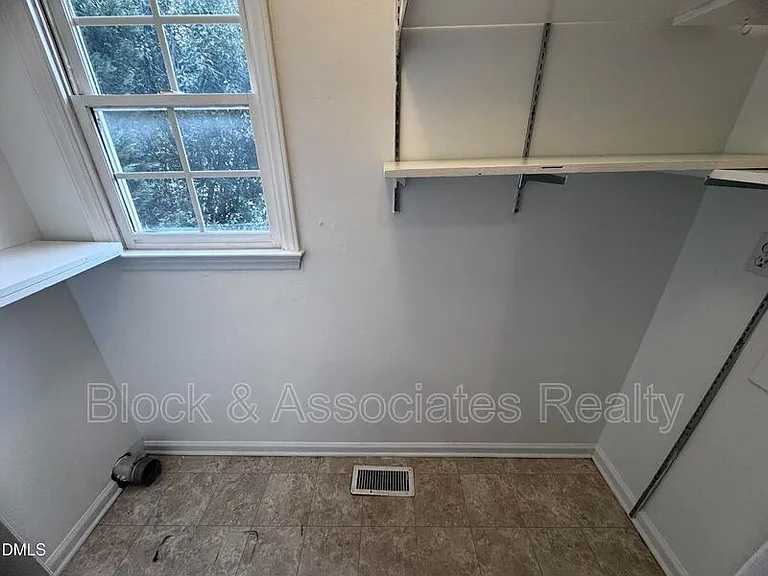 4125 Cobble Ct — Photo 14