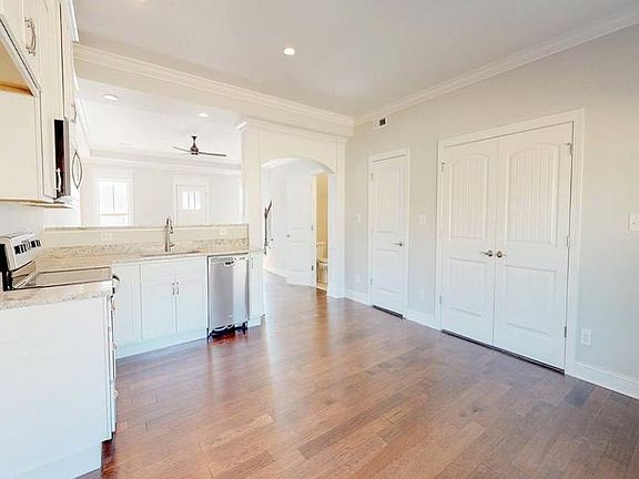 4th image of 3417 Fleeman Place Dr