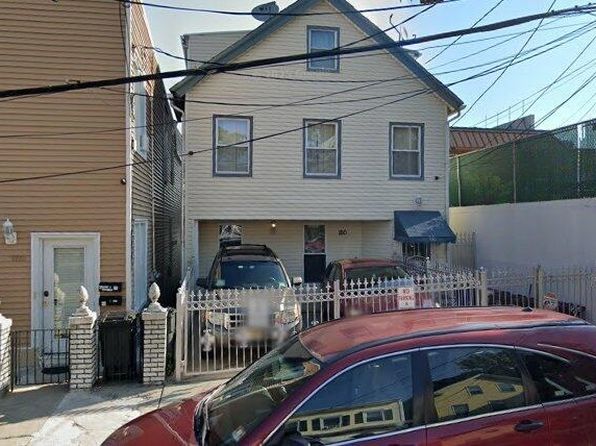 1110 8th St #2