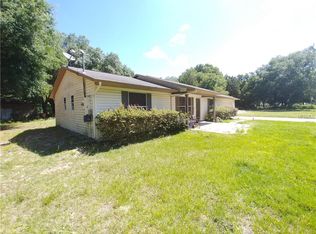 3935 Griffin Ave, Lady Lake, FL 32159