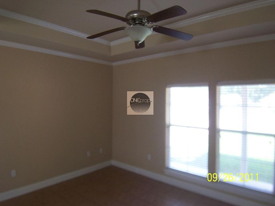 2nd image of 1220 S Lexington Ave