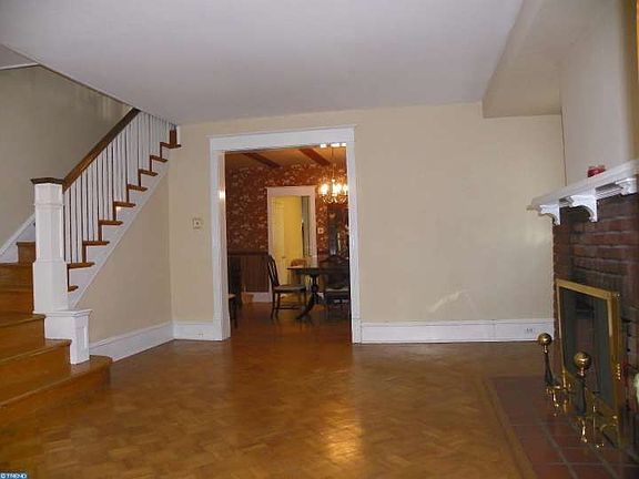 4th image of 923 Foulkrod St