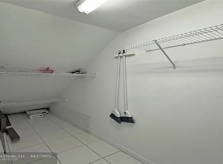 6485 Bay Club Dr #2 — Photo 3