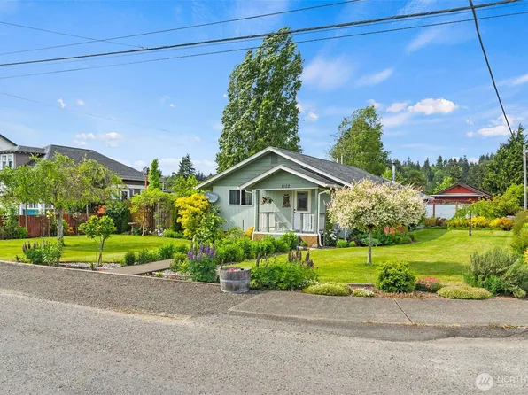 1102 W Anderson Street, Elma, WA 98541