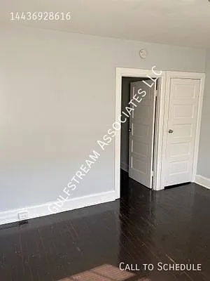 917 N Streeper St — Photo 7
