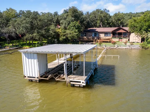 9028 Wildwood Trl, Brownwood, TX 76801