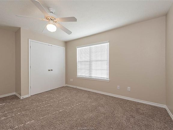 3rd image of 4061 Southern Trace Dr