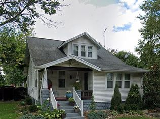 181 S Broadway St, Nashville, IL