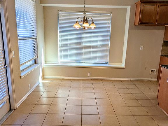 5th image of 2613 Navasota Dr