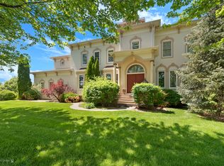 2103 W 87th St, Naperville, IL 60564