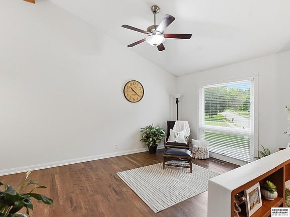 2nd image of 130 Cedar Cir