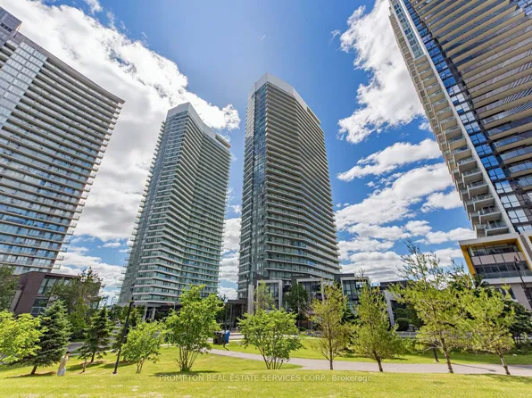 115 McMahon Dr #1710, Toronto, ON M2K 0C2