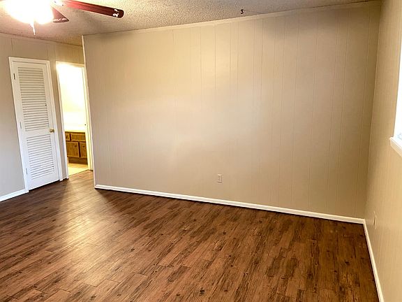 3rd image of 7402 Avenue W APT B