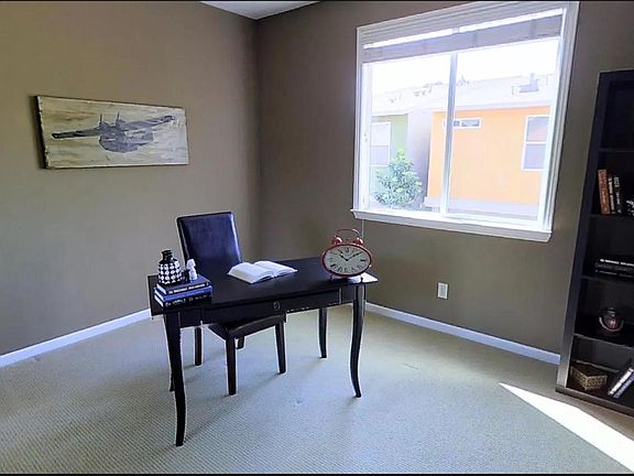 4th image of 888 Graphite Ln