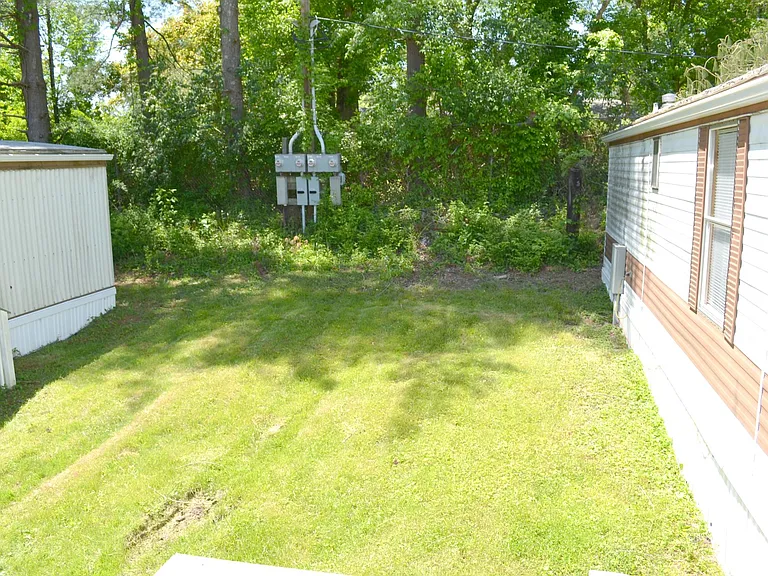 7600 Heatherstone Dr #8 — Photo 15