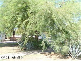 2nd image of 901 W Verde Ln
