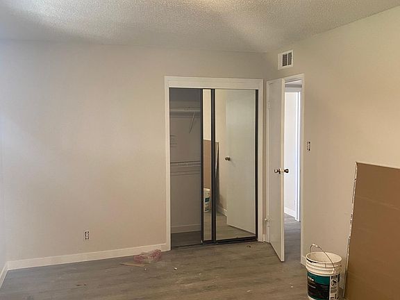 3rd image of 1405 Fay Blvd