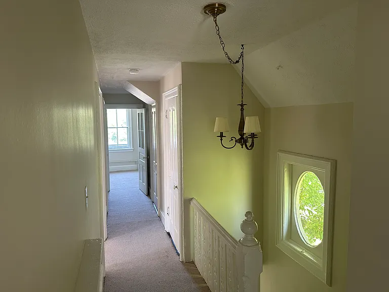 1617 N Van Buren St #A — Photo 8
