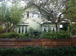 1534 16th Ave E, Seattle, WA 98112