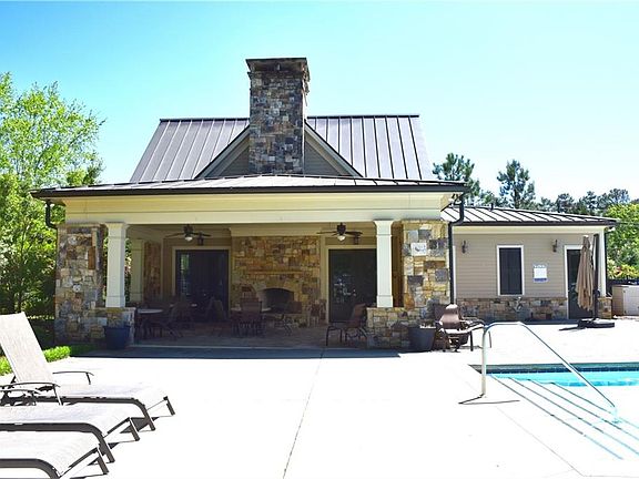 5th image of 405 Battlefield Creek Dr